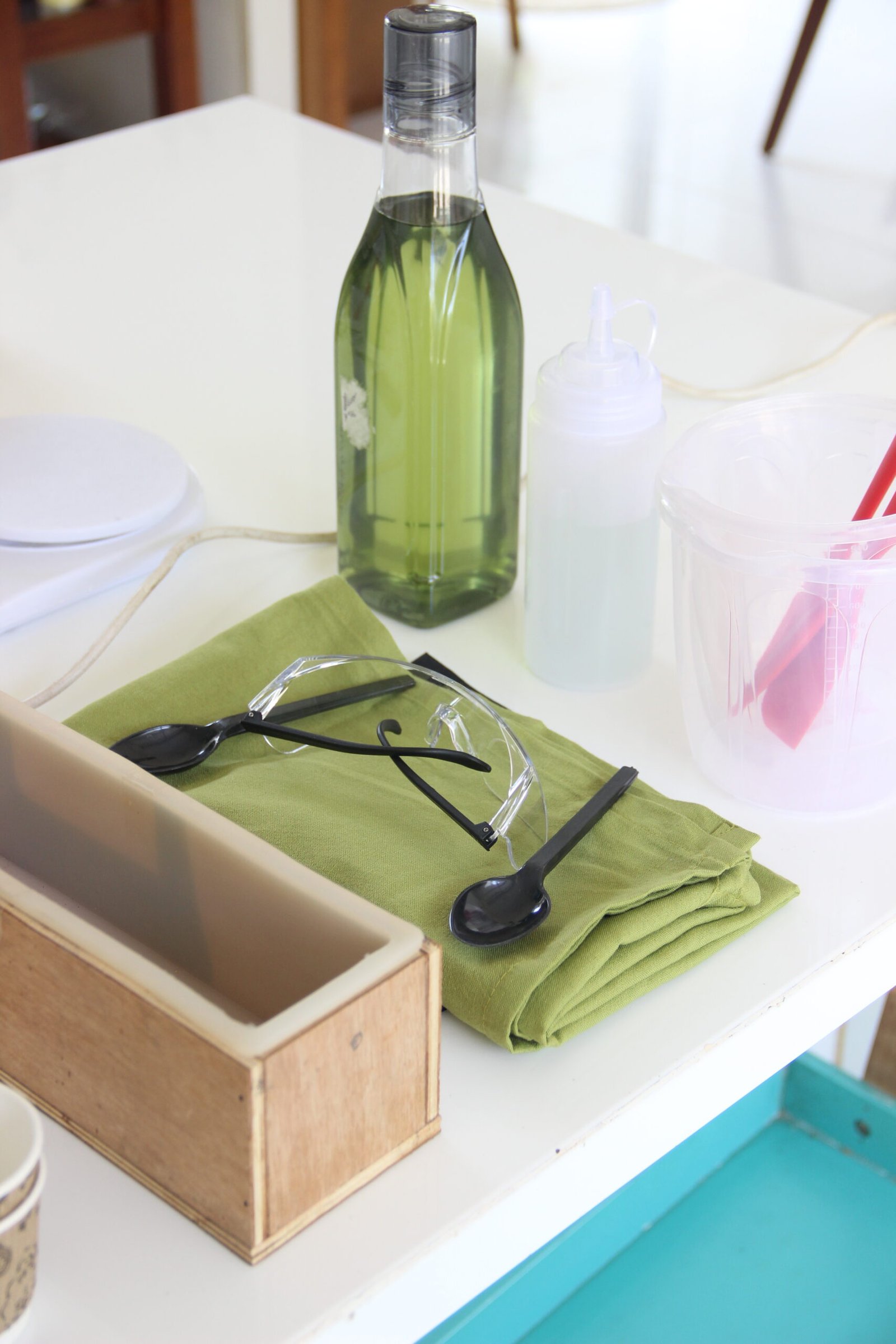 In-the-studio cold process soap masterclass (8th & 9th May, 2026) Texture Hover