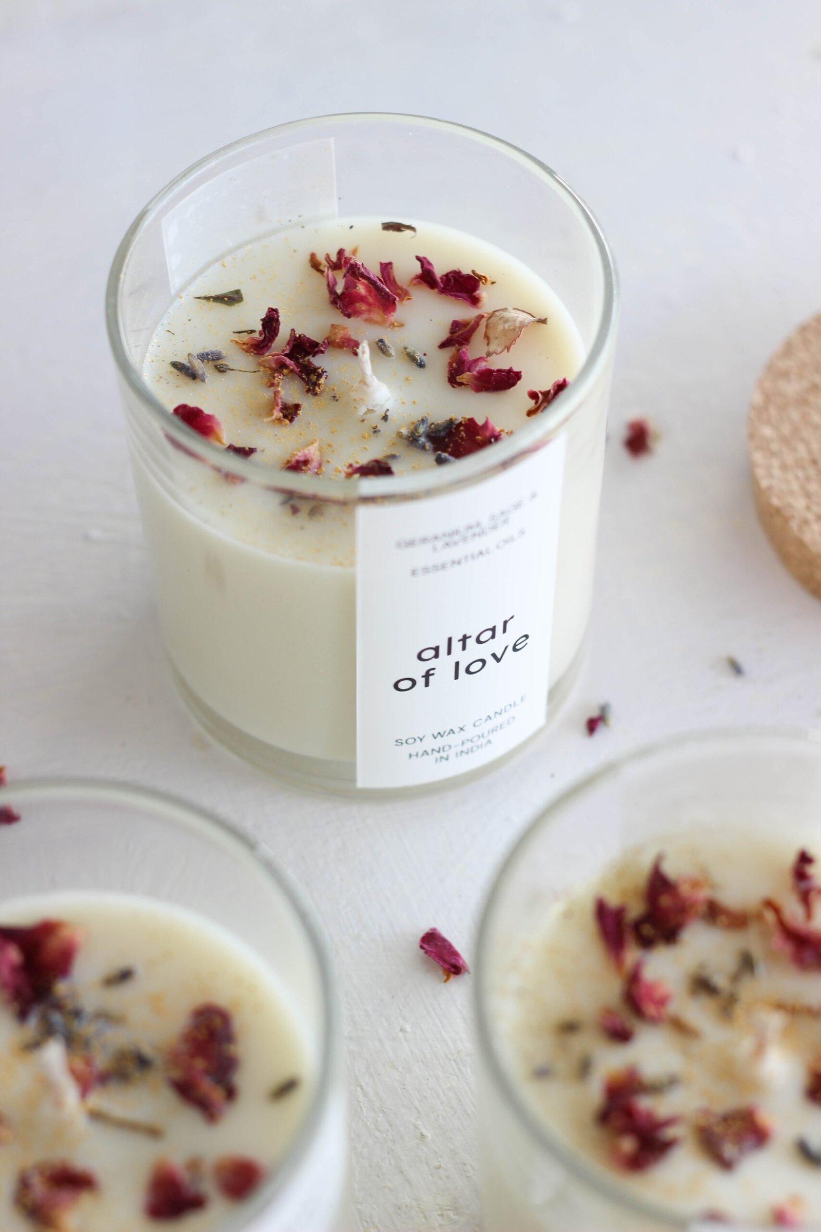 ALTAR OF LOVE GLASS JAR SOY WAX CANDLE Texture Hover